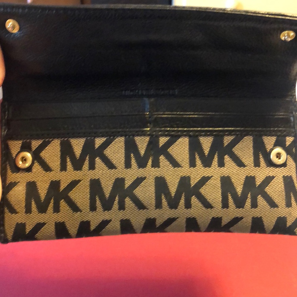 Michael kohrs wallet - Picture 3 of 3